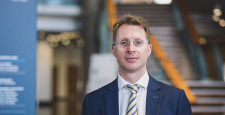 “Não acredito que a IA venha a substituir o médico”, afirmou o Prof. Doutor Richard Gale