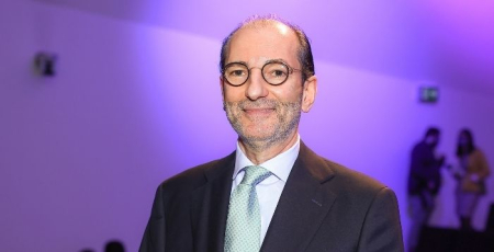 Nova formulação de anti-VEGF promete maior eficácia e menos injeções em doenças oculares