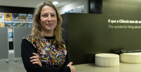 “A presença de fluido subretiniano é um sinal de atividade da doença”