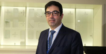 A controvérsia em torno da utilização de óleo de silicone pesado